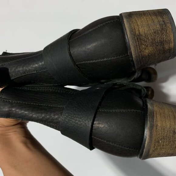 NEW Topshop Black Leather Harness Ankle Boots – Biker Style EU 38 / US 7.5 - Picture 15 of 16